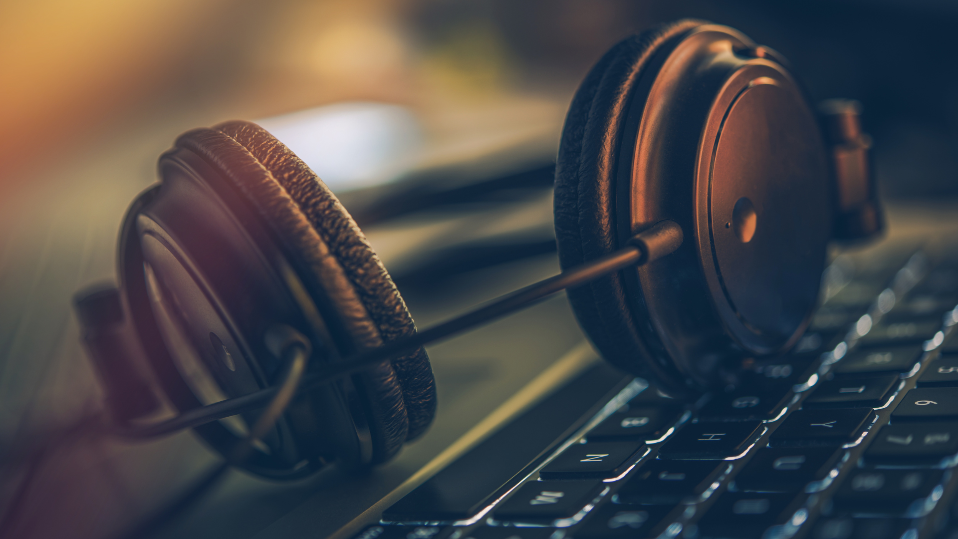 10 Best Places to Listen to Free Music Online